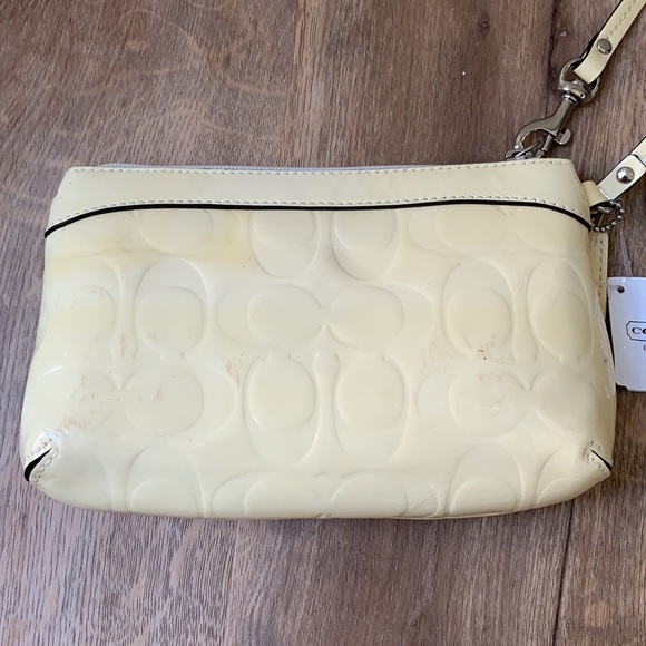 Coach Ivory Cream C Optic Patent Wristlet Clutch - Picture 5 of 11